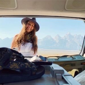 Meet your Posher, Natalie